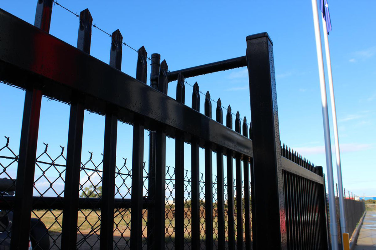 Commercial 1 Commercial fence Installation Central Coast