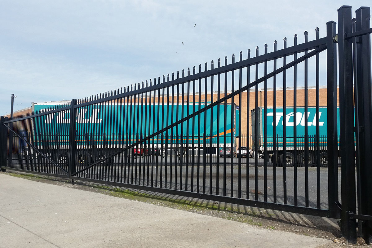 Commercial 2 Commercial Fence