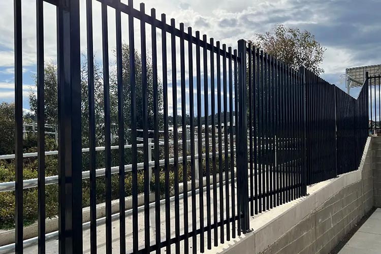 Commercial Fencing Central Coast
